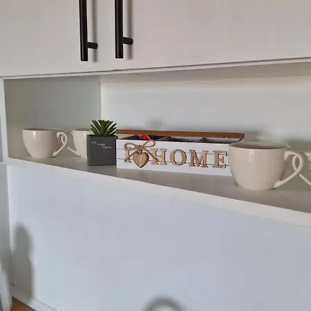 роял палм студио 99 Apartament *