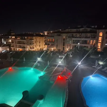 роял палм студио 99 Apartament *